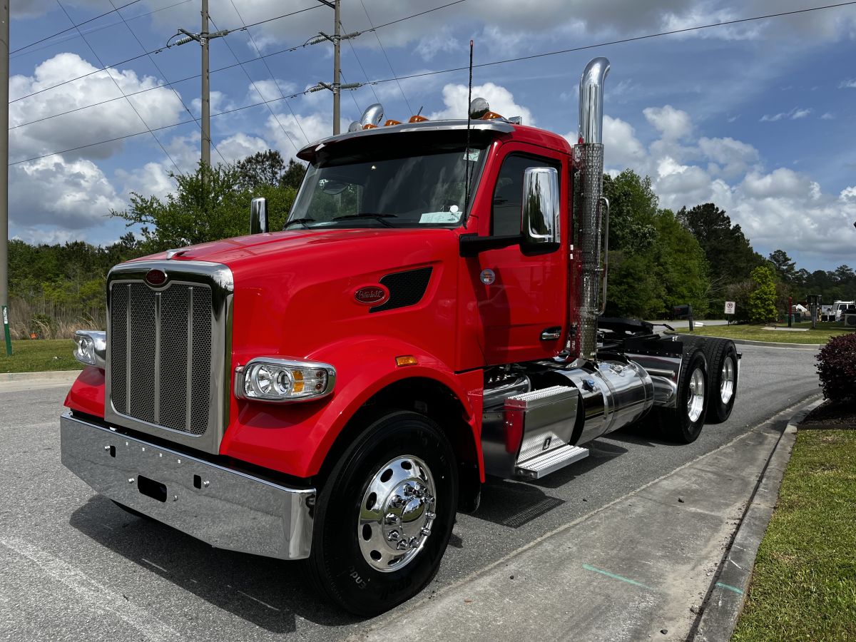 Custom Peterbilt Truck