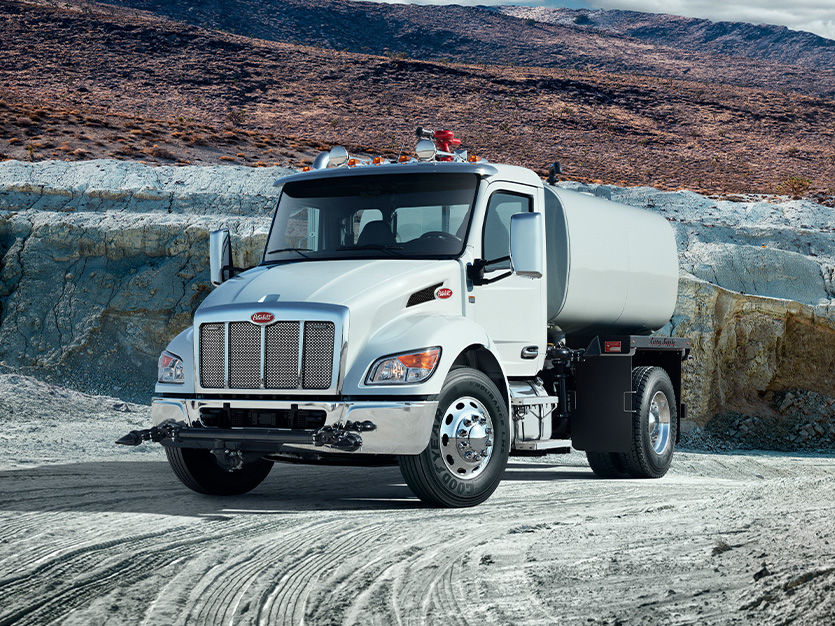 Peterbilt 537 on the job site