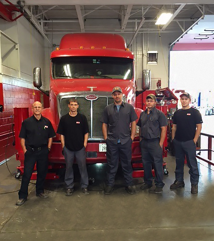 The Peterbilt Store Hagerstown Maryland Semi Truck Technicians