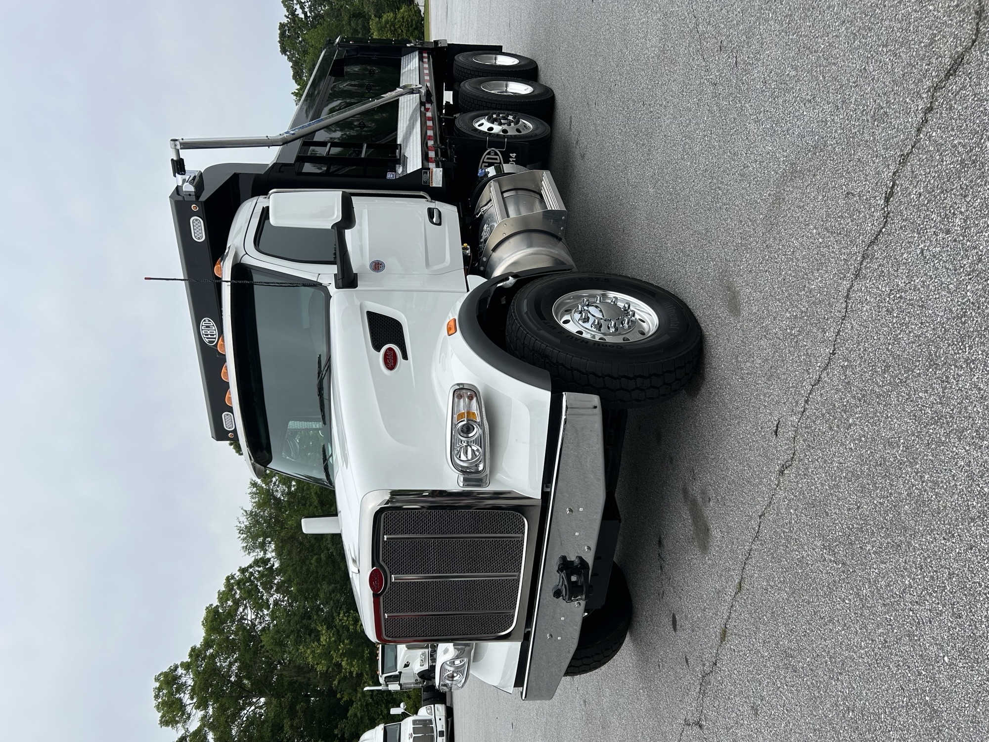 2026 Peterbilt 567