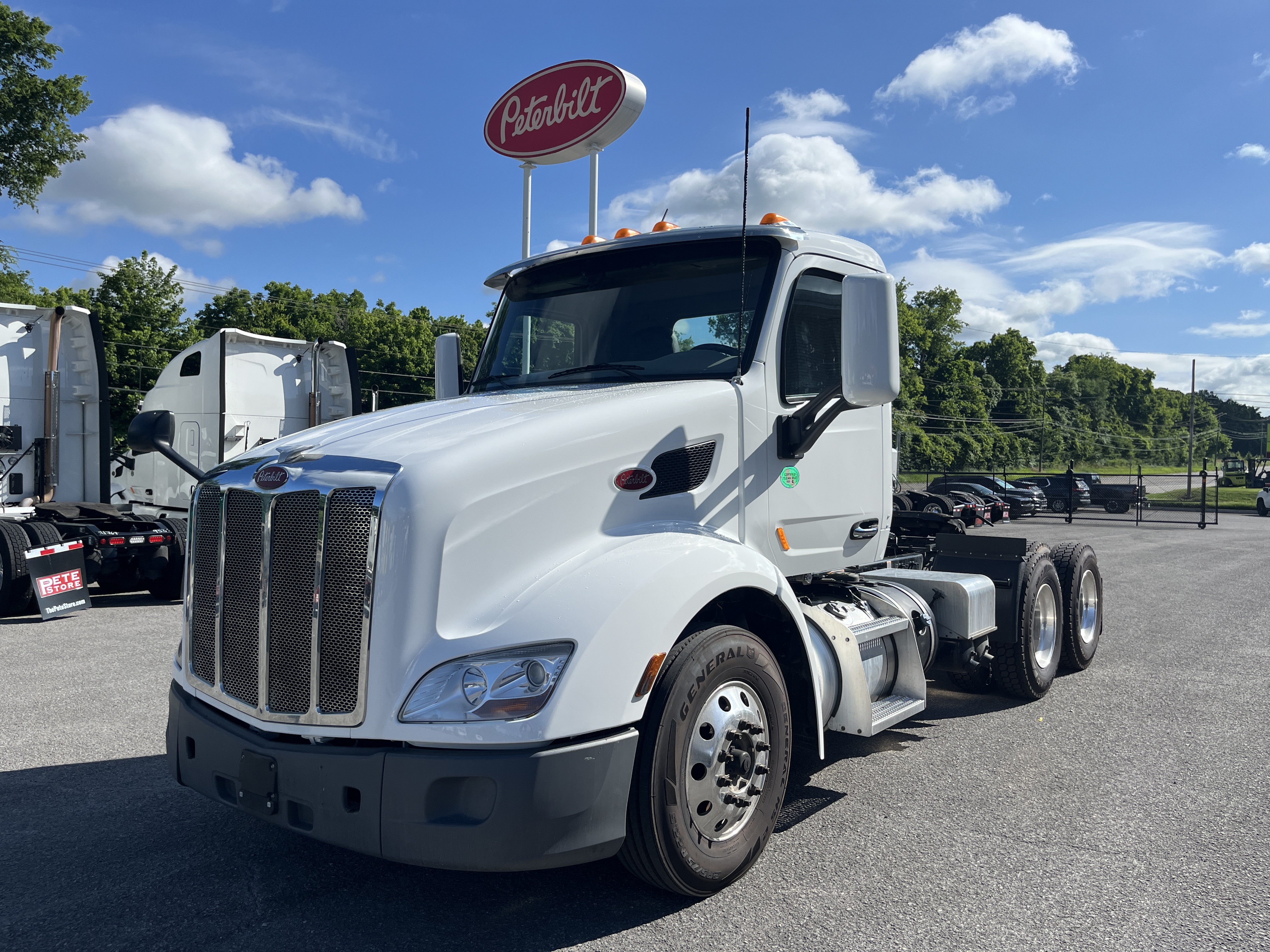 2021 Peterbilt 579