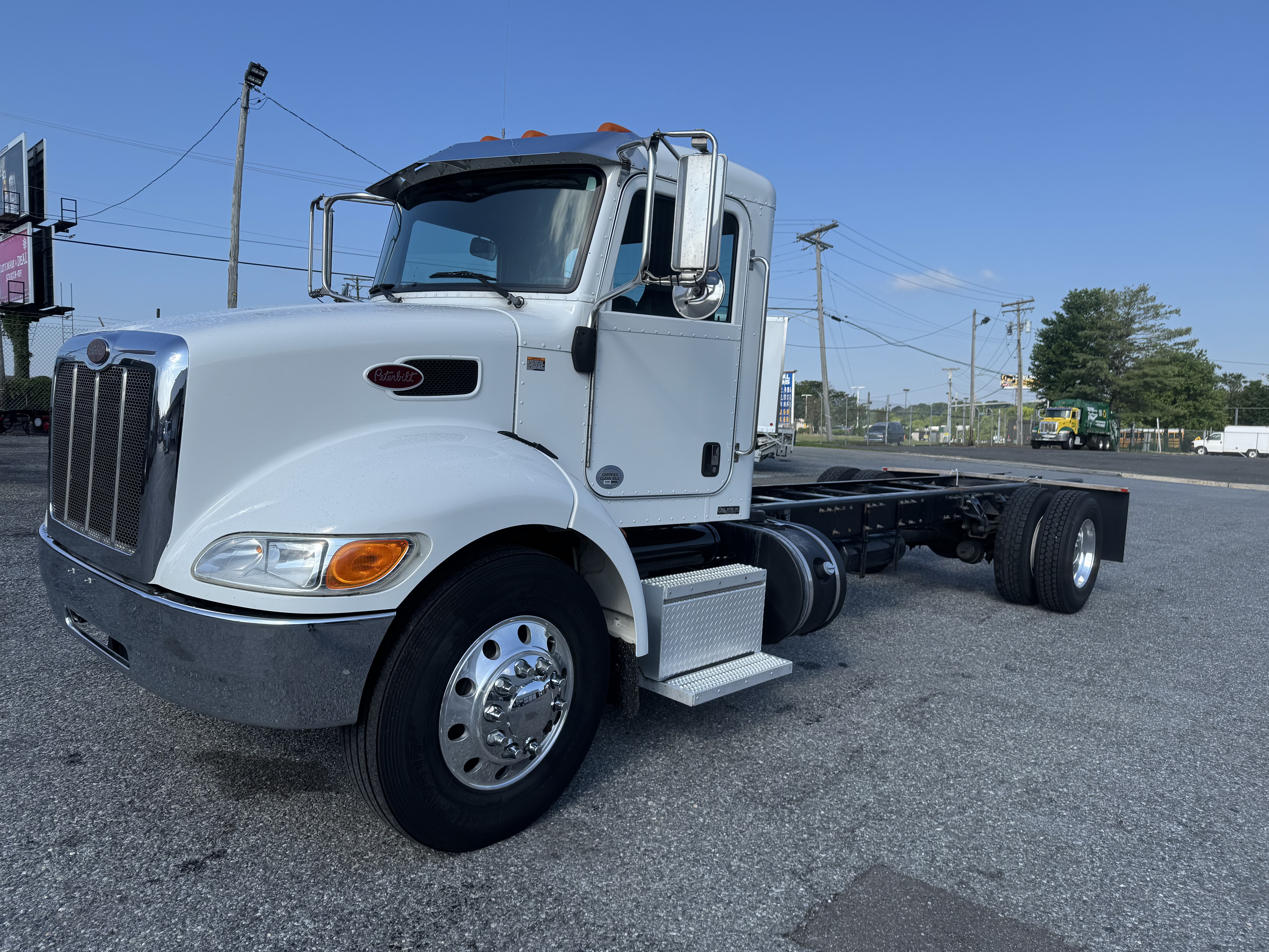 2020 Peterbilt 337