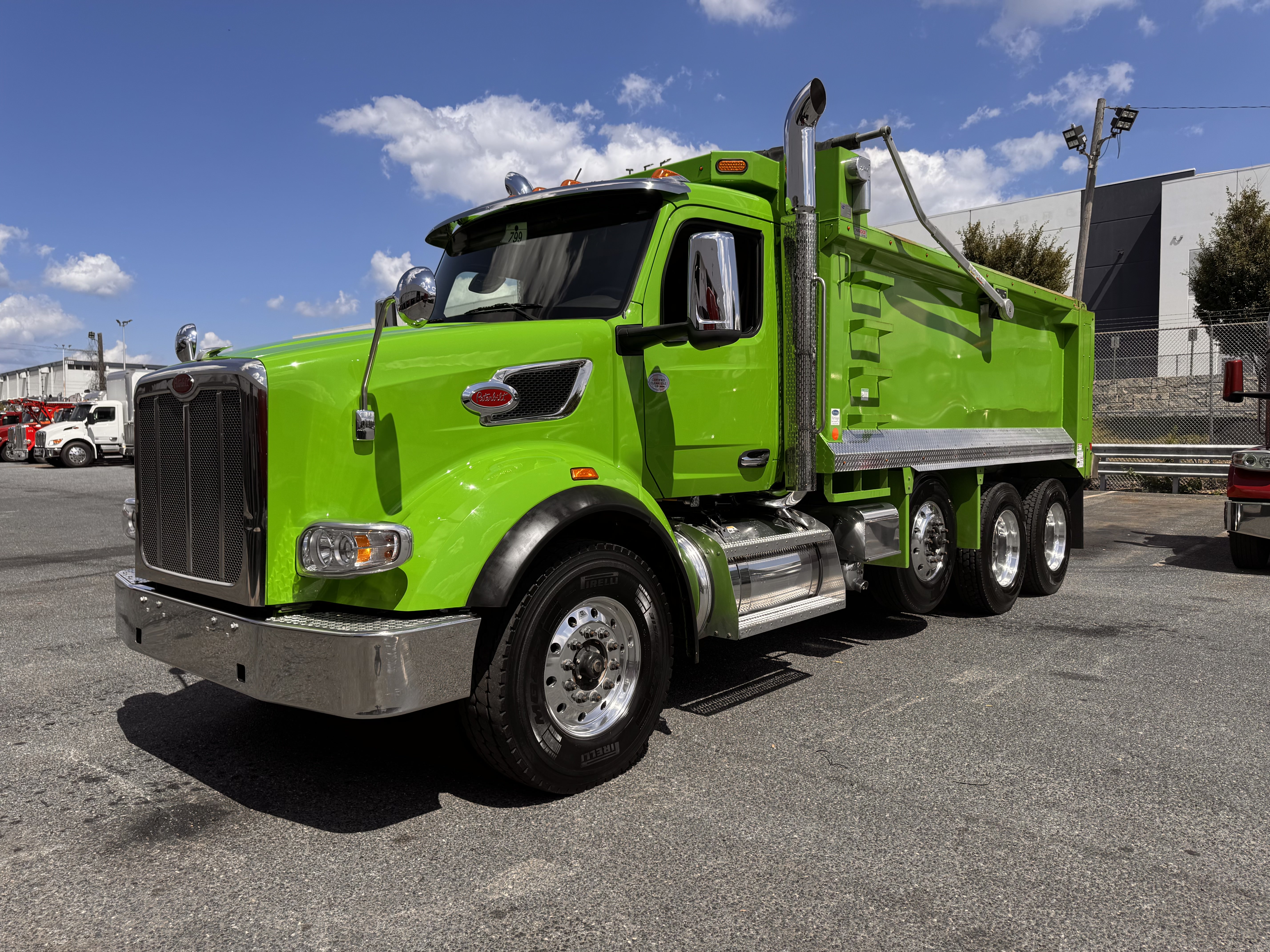 2024 Peterbilt 567