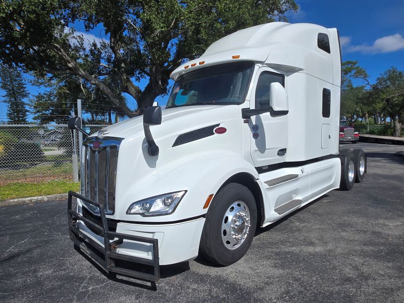 2025 Peterbilt 579