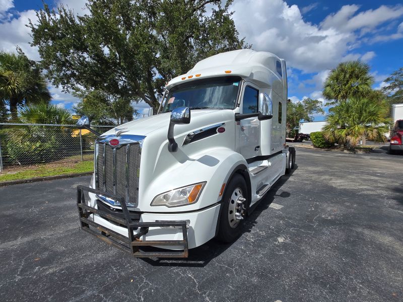 2024 Peterbilt 579