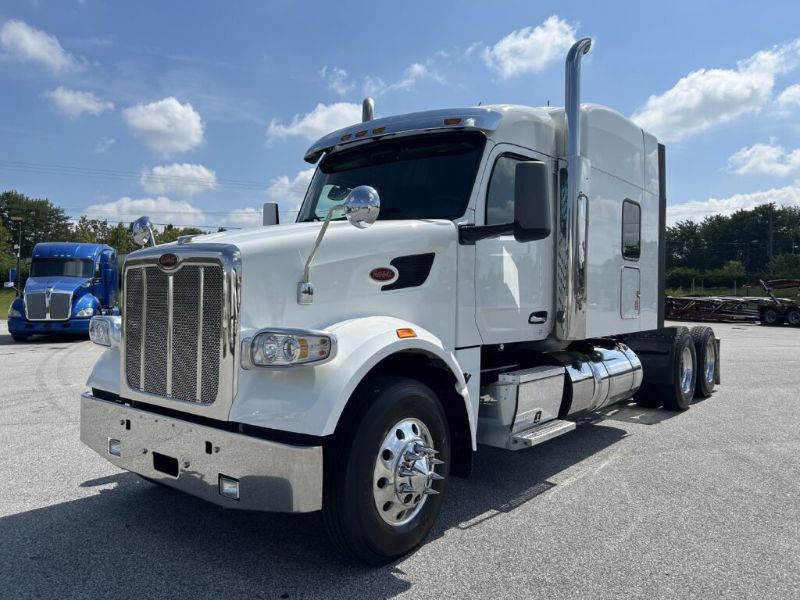 2023 Peterbilt 567