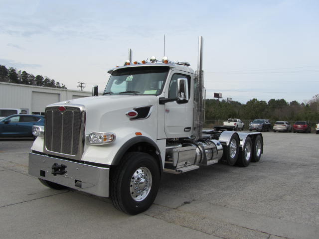 2026 Peterbilt 567