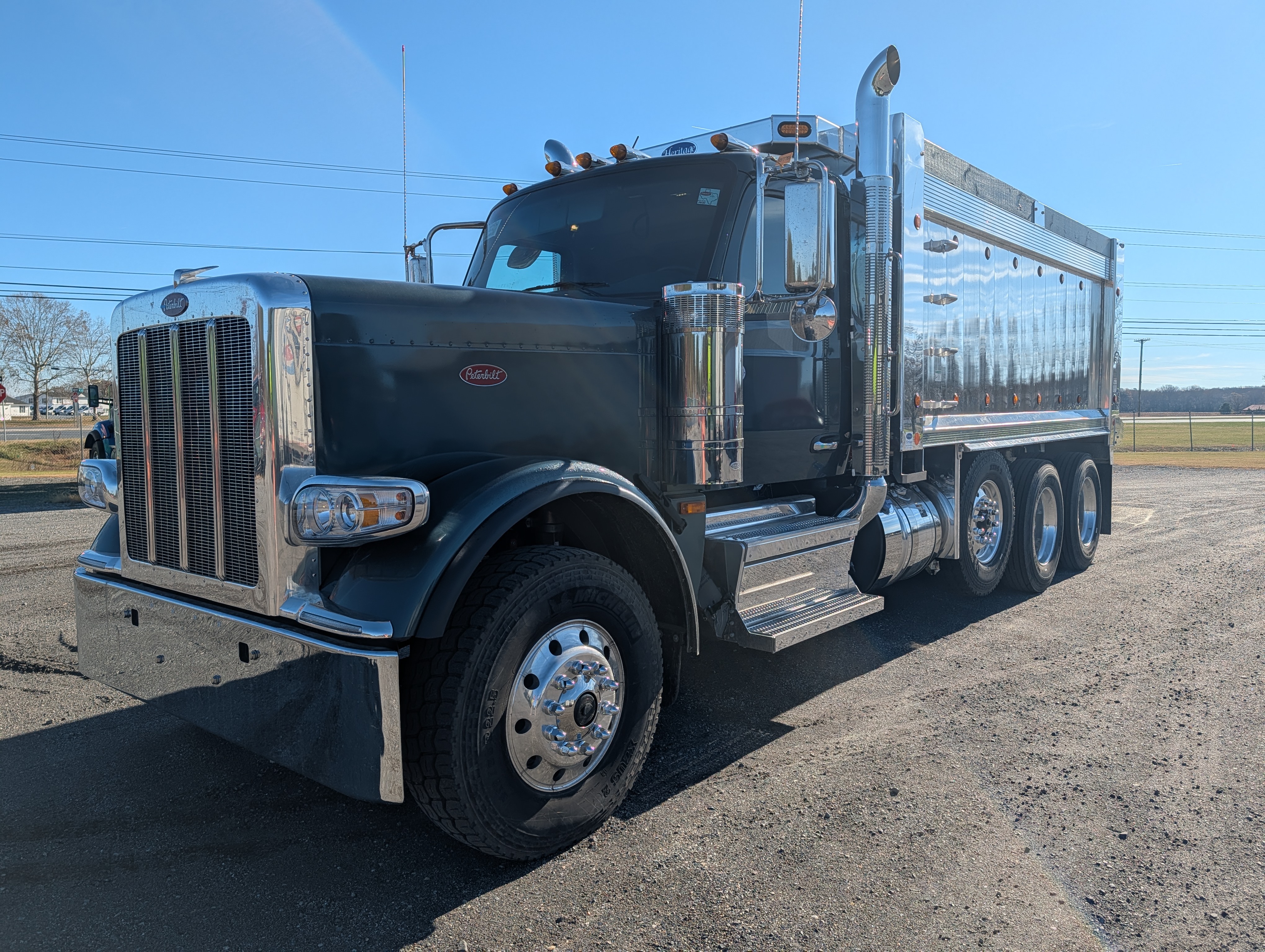 2026 Peterbilt 589