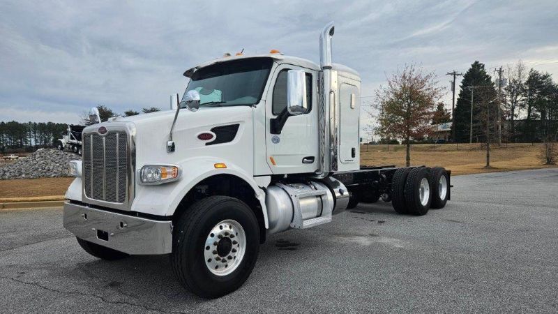 2021 Peterbilt 567