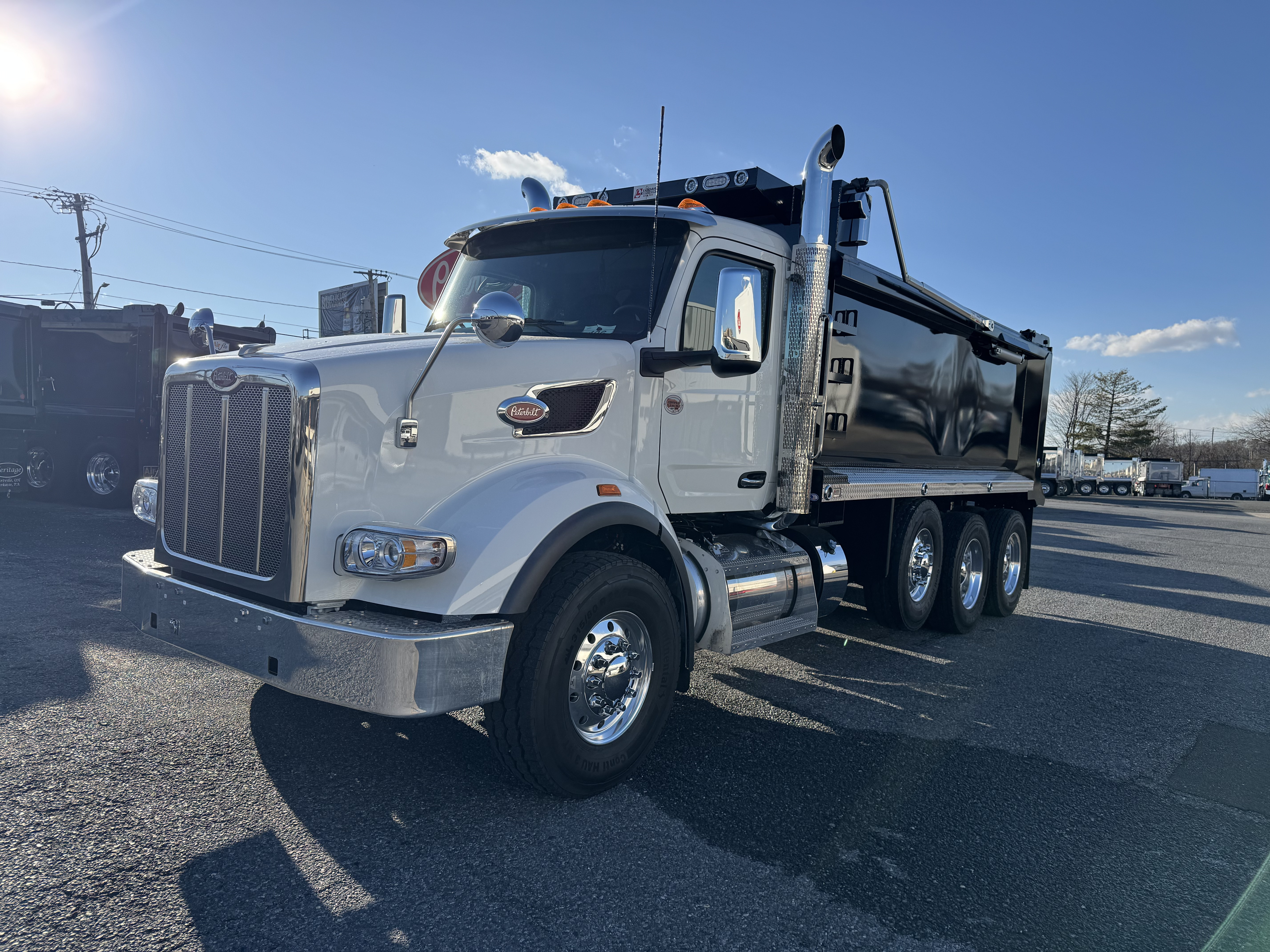 2025 Peterbilt 567
