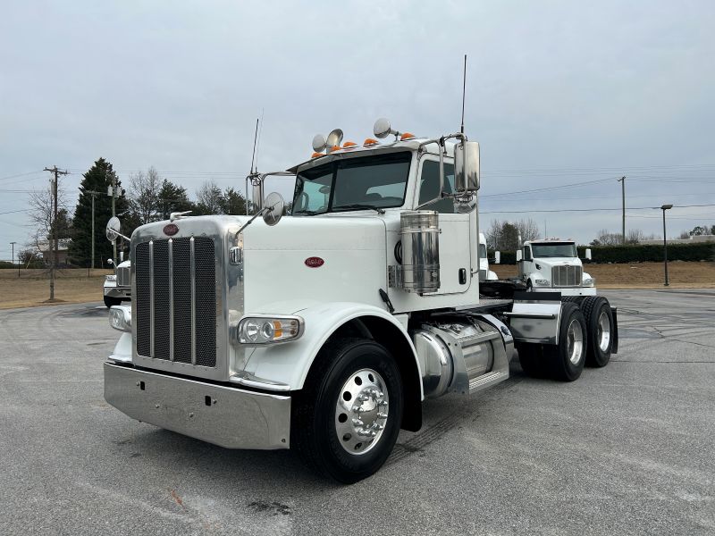 2019 Peterbilt 389