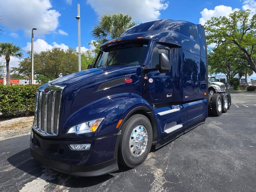 2026 Peterbilt 579