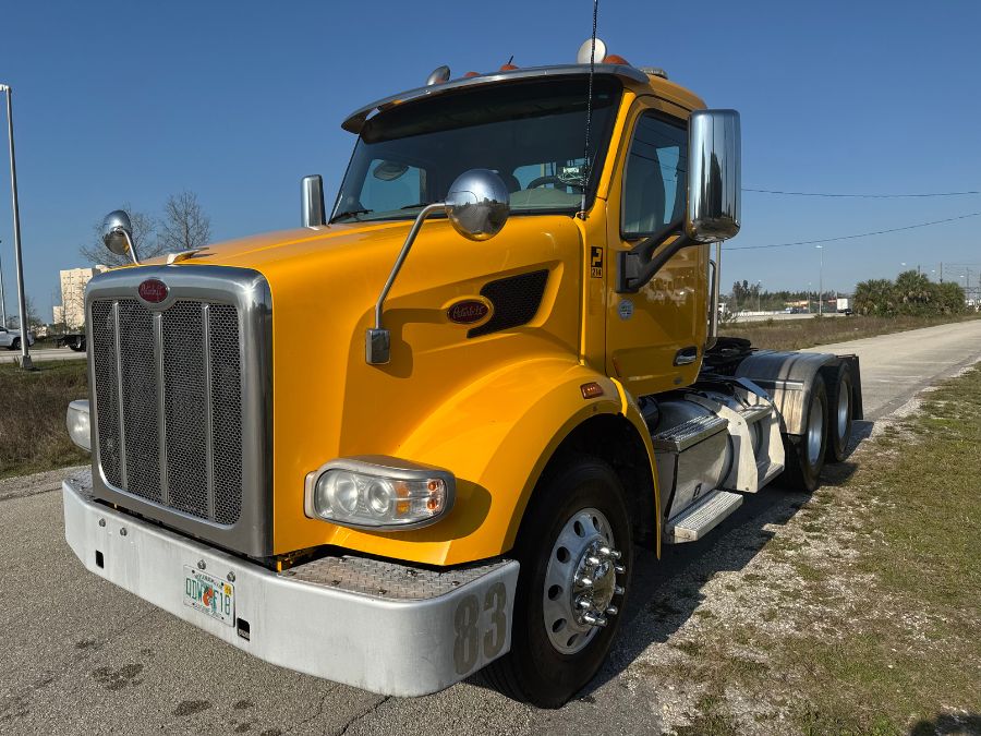 2020 Peterbilt 567