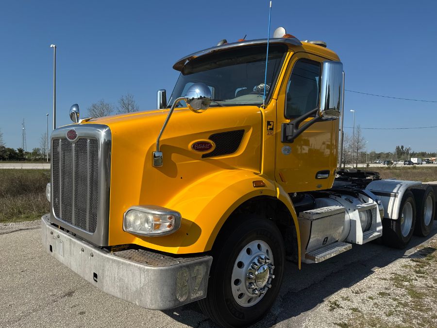 2020 Peterbilt 567