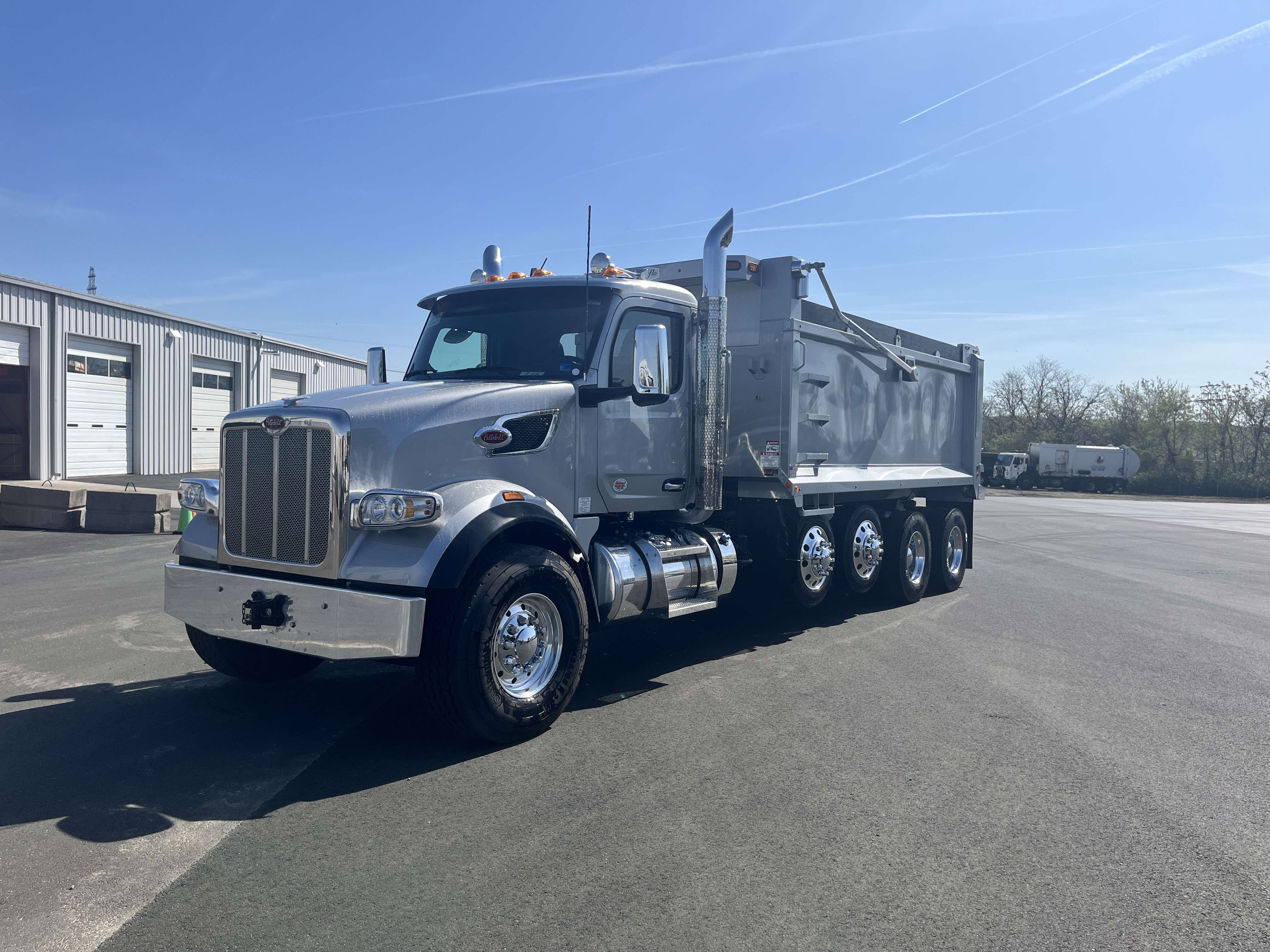 2026 Peterbilt 567