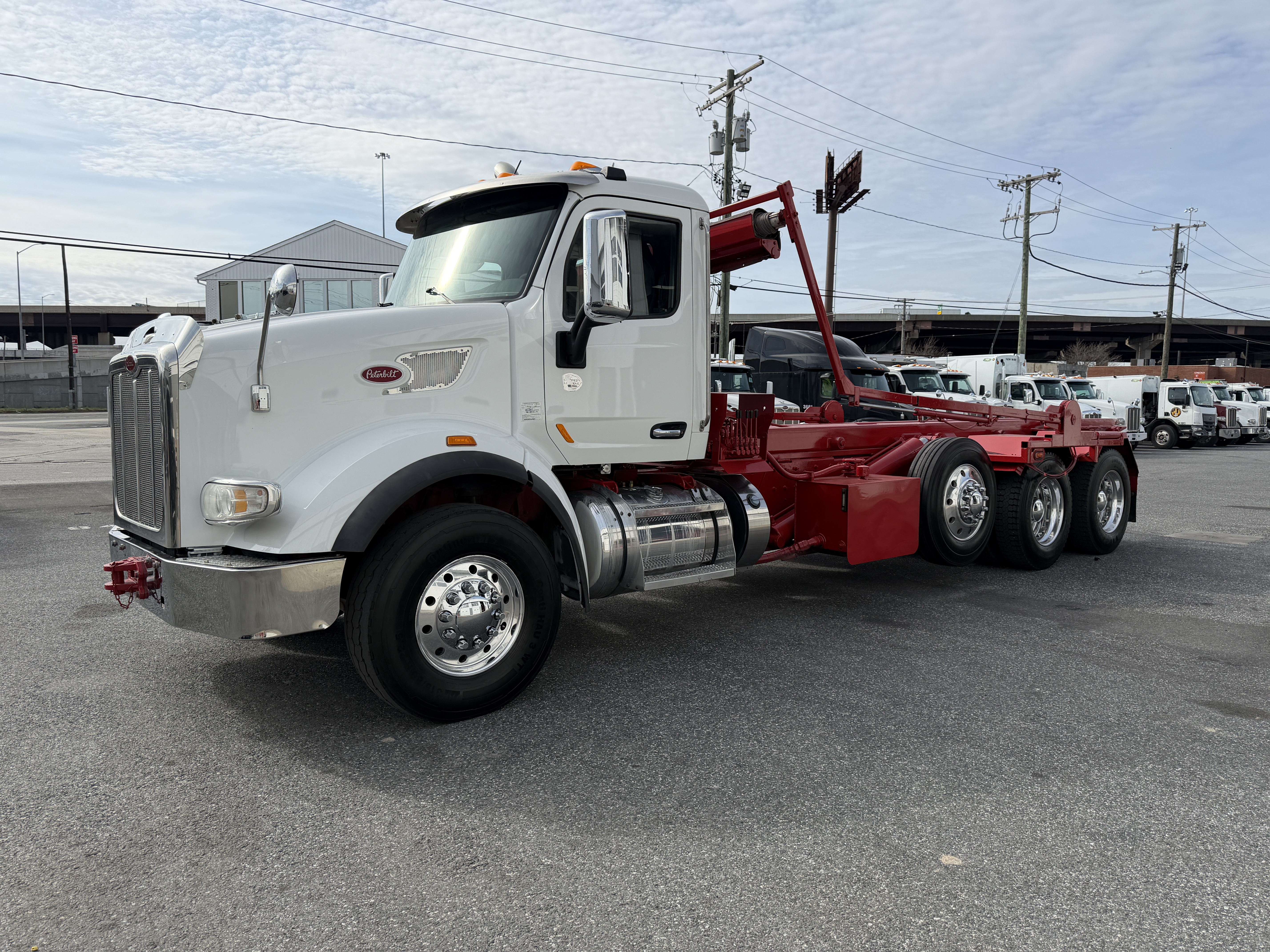 2017 Peterbilt 567