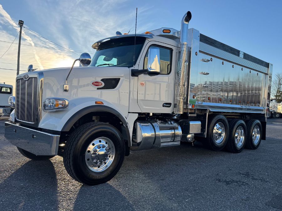 2026 Peterbilt 567
