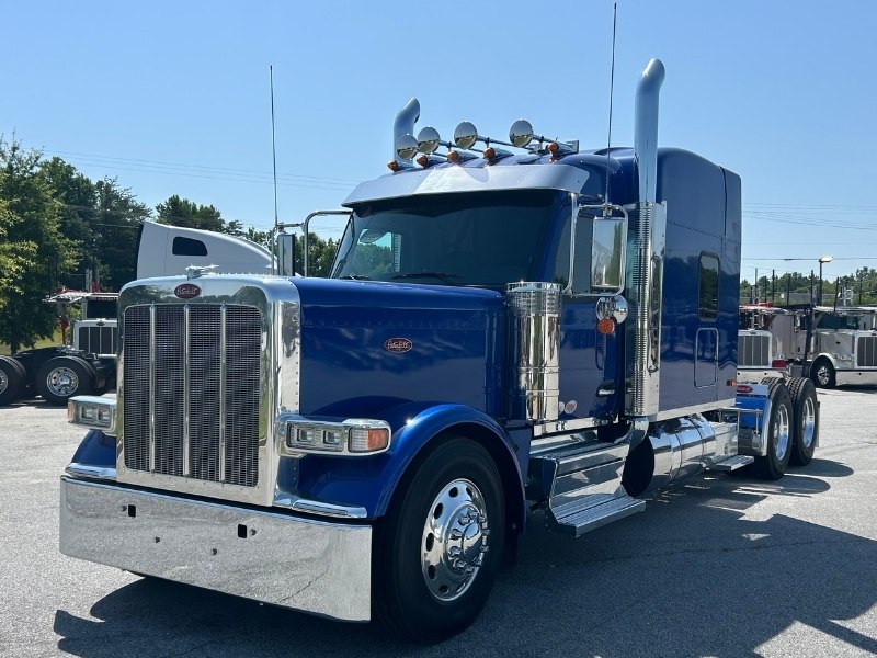2027 Peterbilt 589