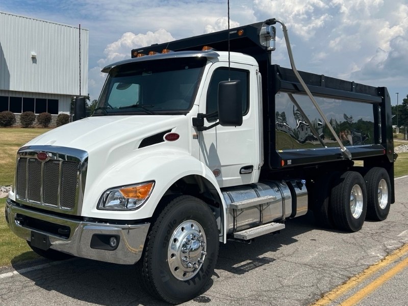 2025 Peterbilt 548