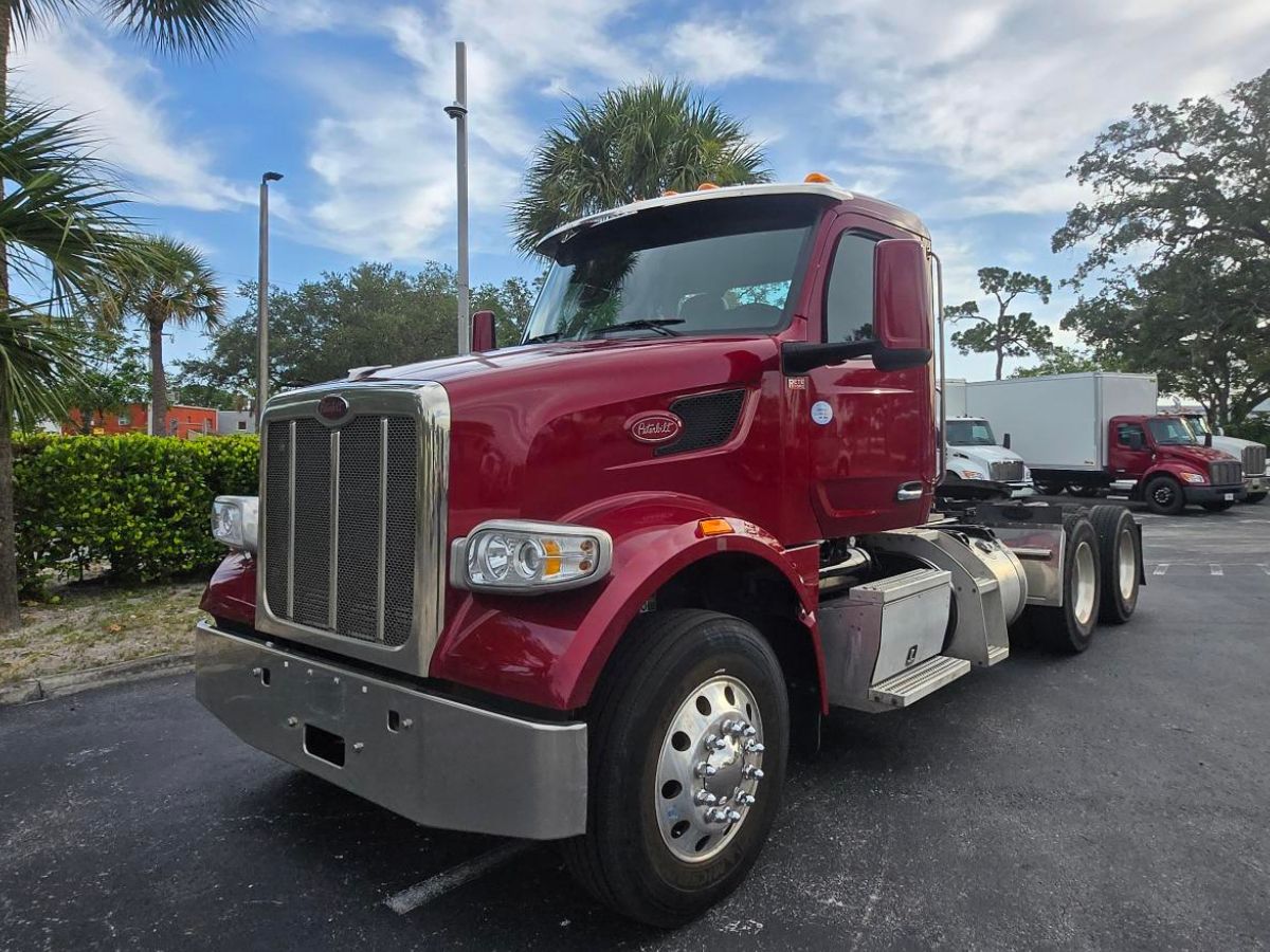 2023 Peterbilt 567