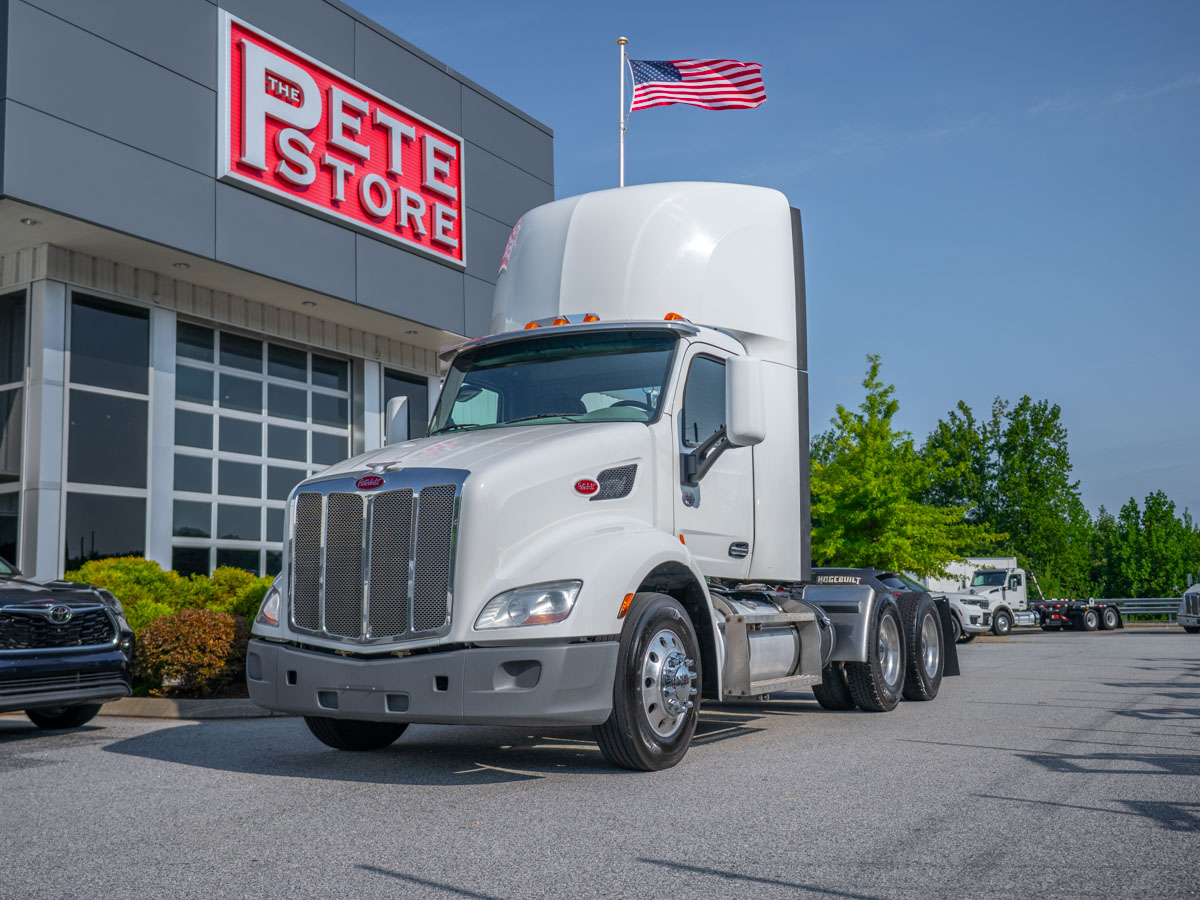 2020 Peterbilt 579