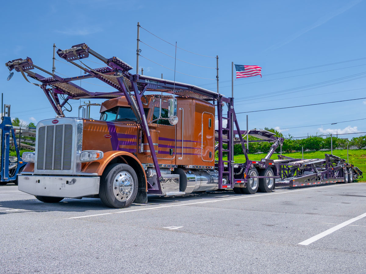 2024 Peterbilt 389