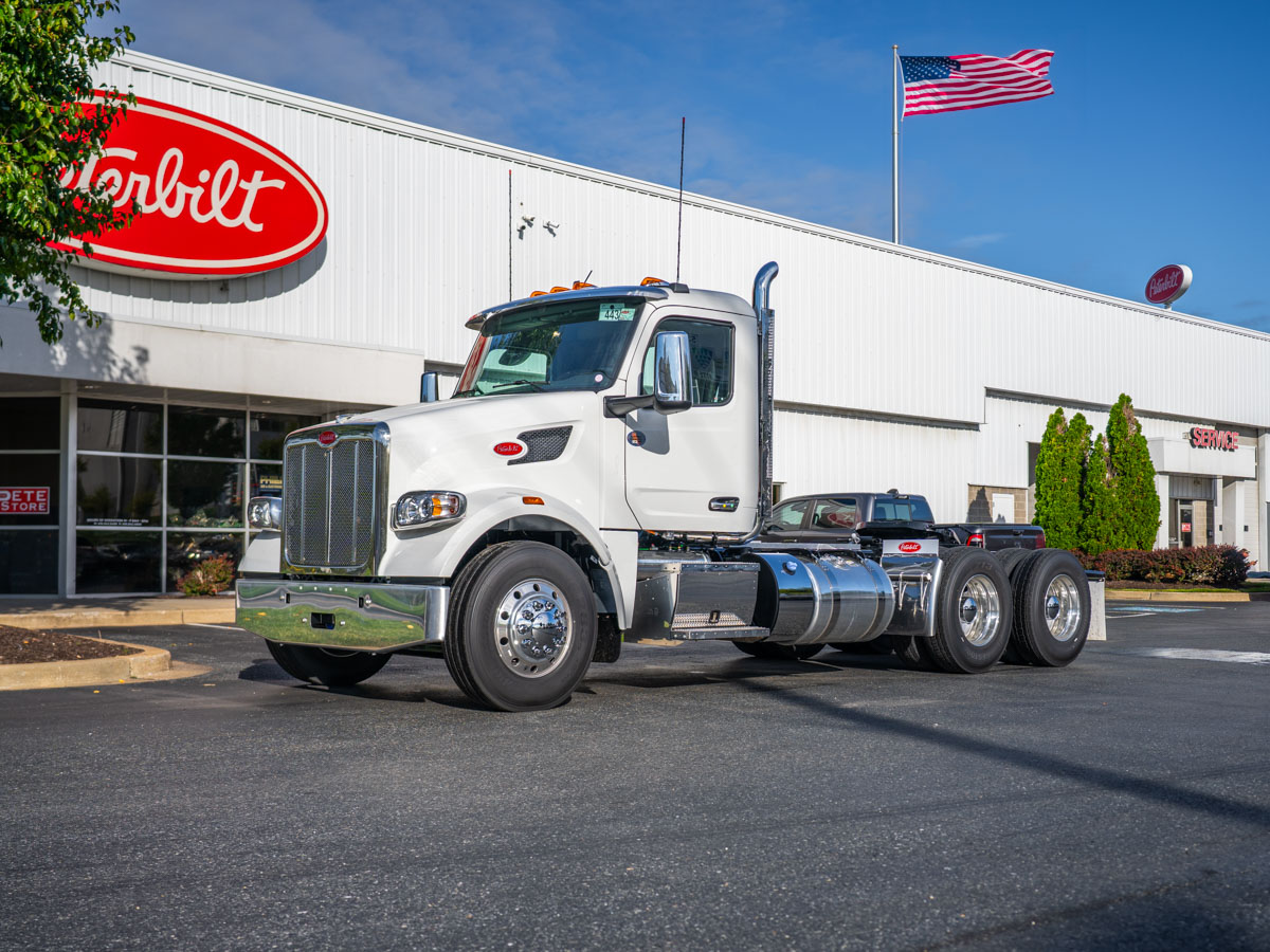 2027 Peterbilt 567