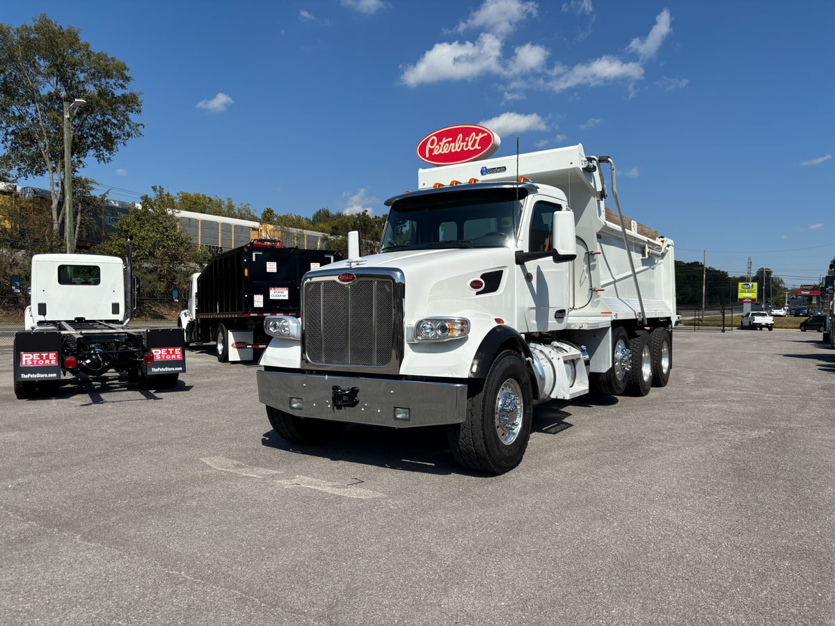 2025 Peterbilt 567