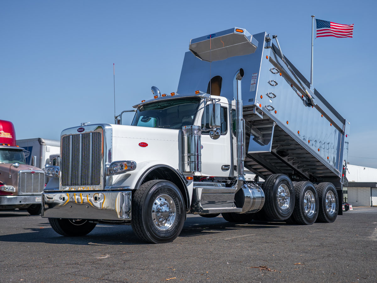 2027 Peterbilt 589