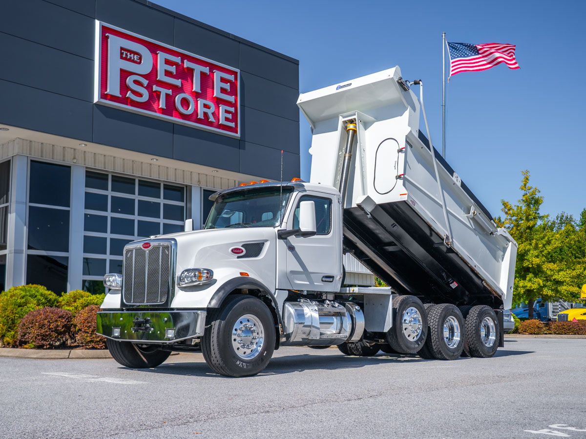 2025 Peterbilt 567