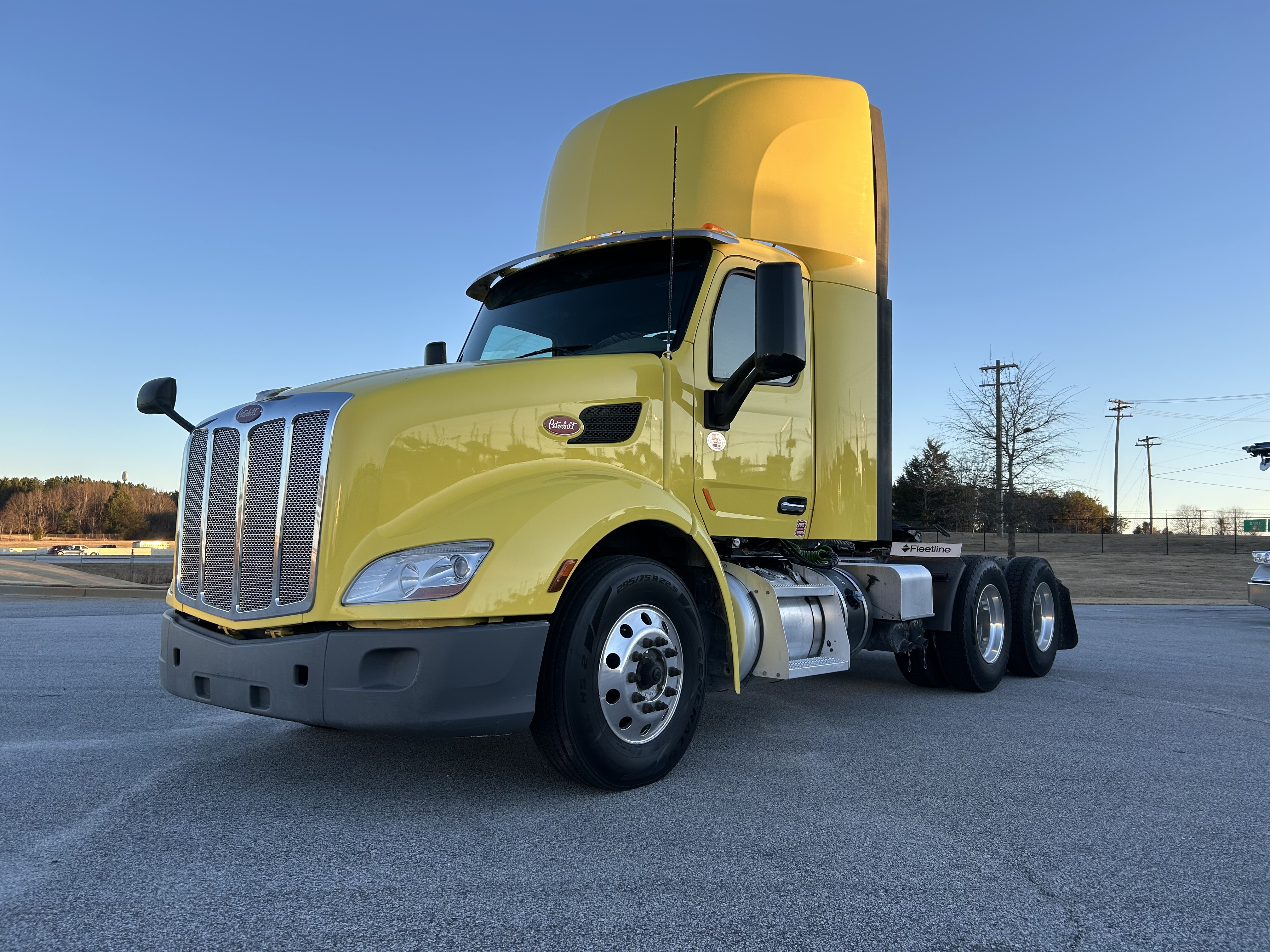 2021 Peterbilt 579
